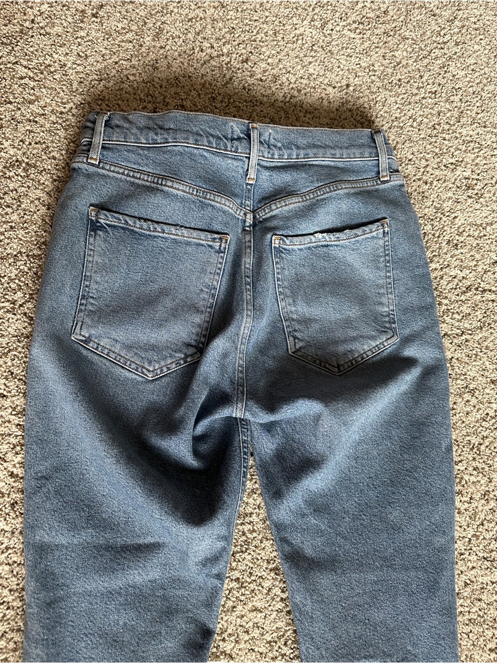 Agolde Riley High Rise Straight-Leg Crop Distressed Jeans - Picture 11 of 11